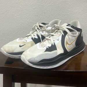 Kyrie 5 Gold and White Colorway